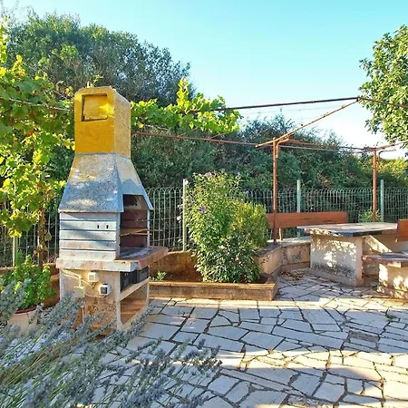 Fuer 5 Personen Ca 74 Qm In Pula, Istrien Istrische Riviera Holiday home Pula